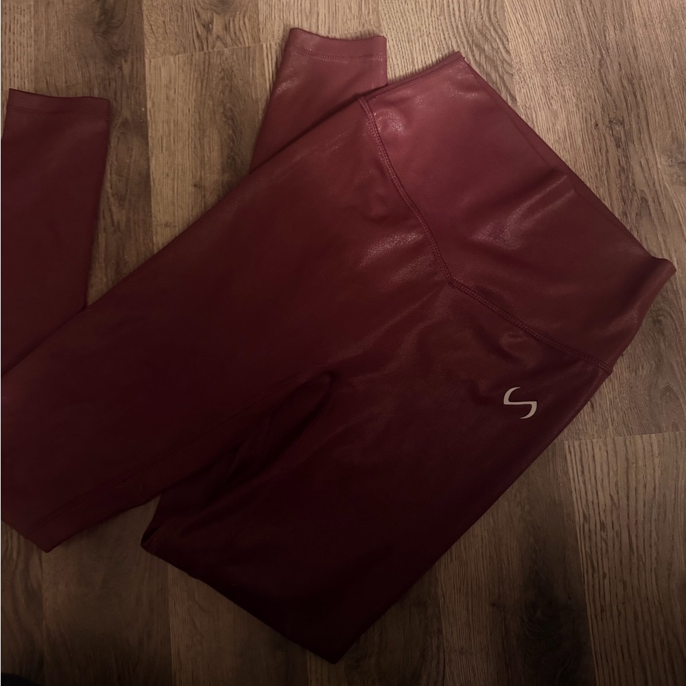 Women’s Burgundy Leggings XS